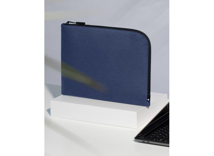 Incase Facet Sleeve for MacBook Pro 14" in Recycled Twill - Navy
