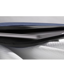 Incase Facet Sleeve for MacBook Pro 16" in Recycled Twill - Navy
