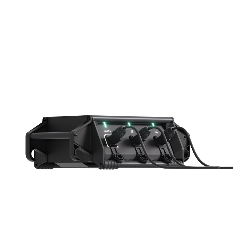 Instagrid LINK - One Powerful System - Panel for parallel battery coupling (capacity extension)