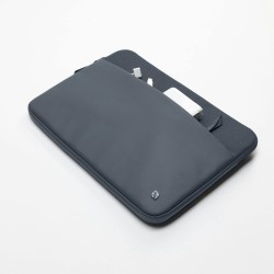 Incase A.R.C. Sleeve for 14-inch Laptop - Navy